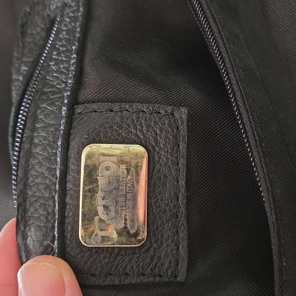 Vera Pelle Black Italian Leather small backpack. Excellent Used Condition. - Picture 5 of 12